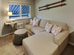 Charming 1BR in Scenic Blue River Near Hiking